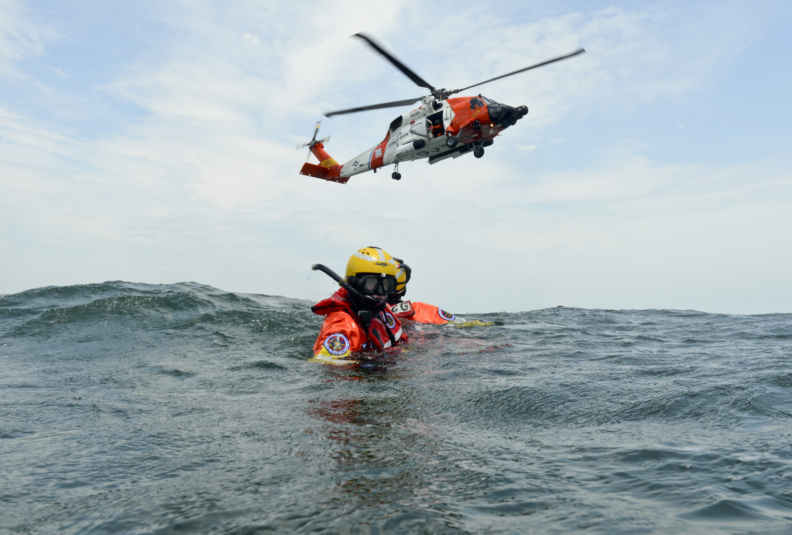 Coast Guard conducts hoist training in Cape Cod Bay