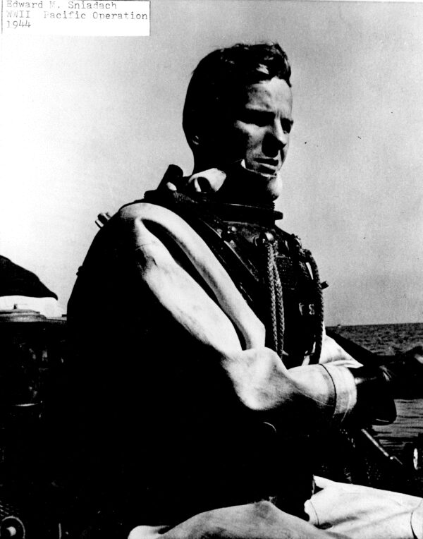 Photo: Hardhat diver Edward Sniadach.